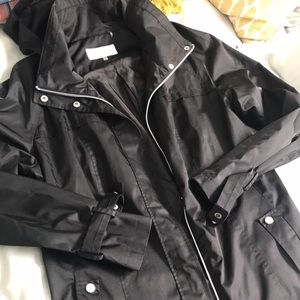 Like new Calvin Klein trench